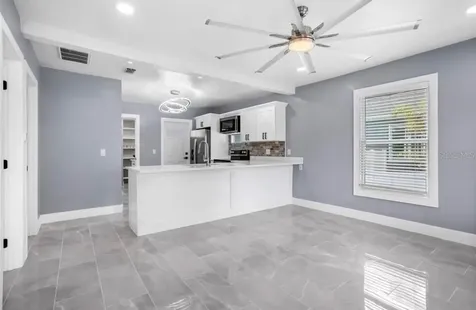 8907 N Boulevard Tampa FL 33604