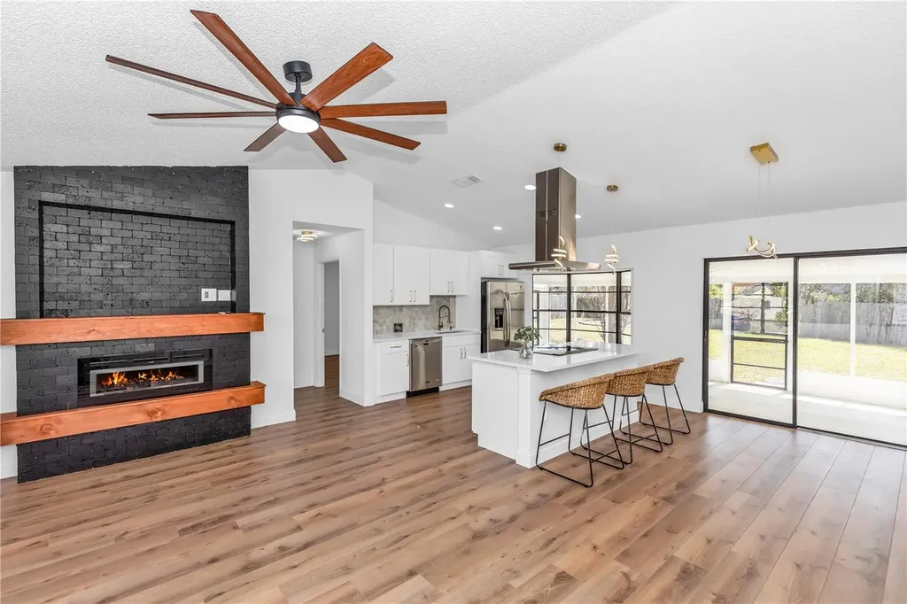 3251 Lackland Drive Deltona FL 32738