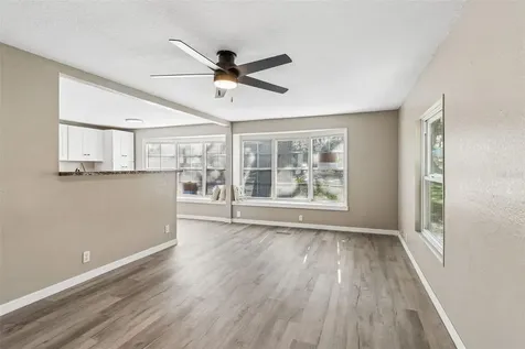 823 Elkan Drive Tarpon Springs FL 34689