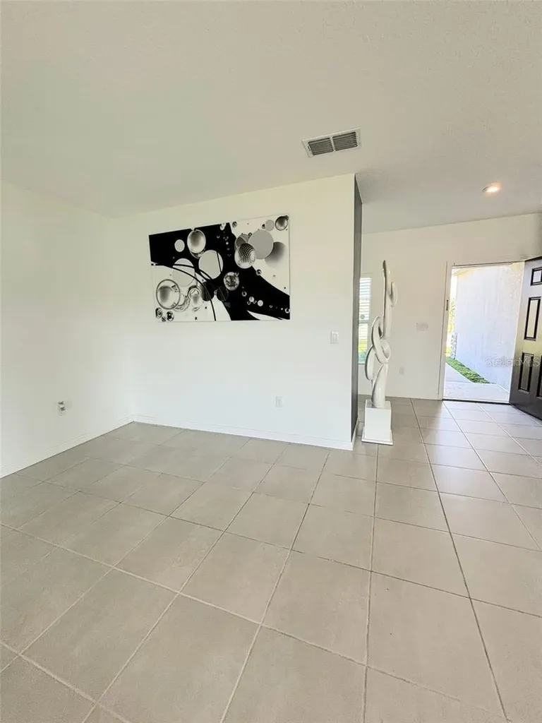 397 Citrine Loop Kissimmee FL 34758