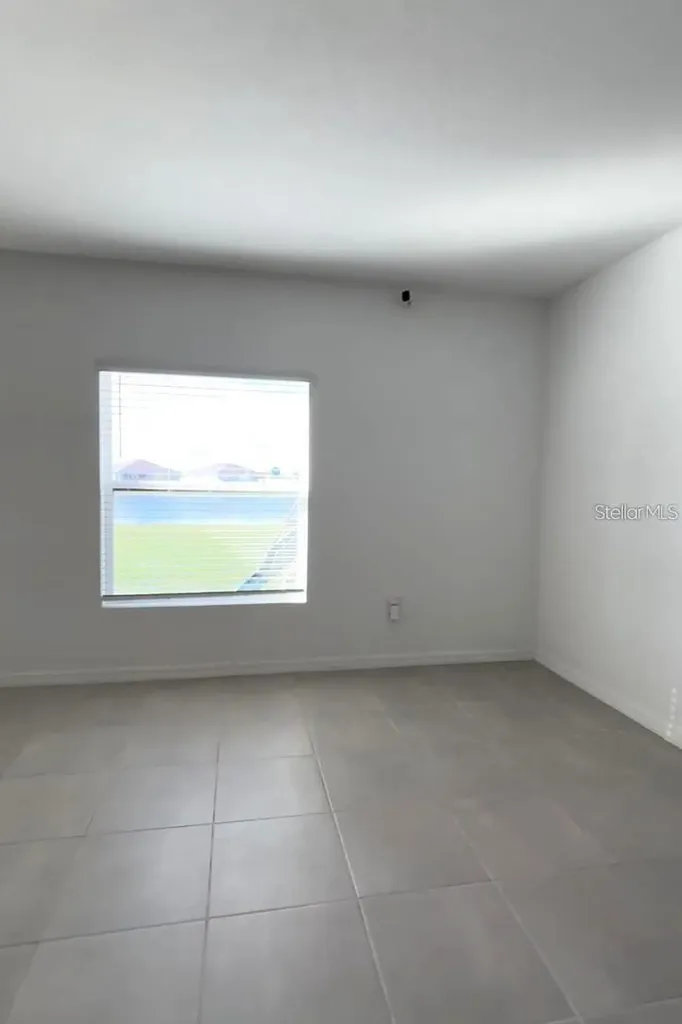 397 Citrine Loop Kissimmee FL 34758