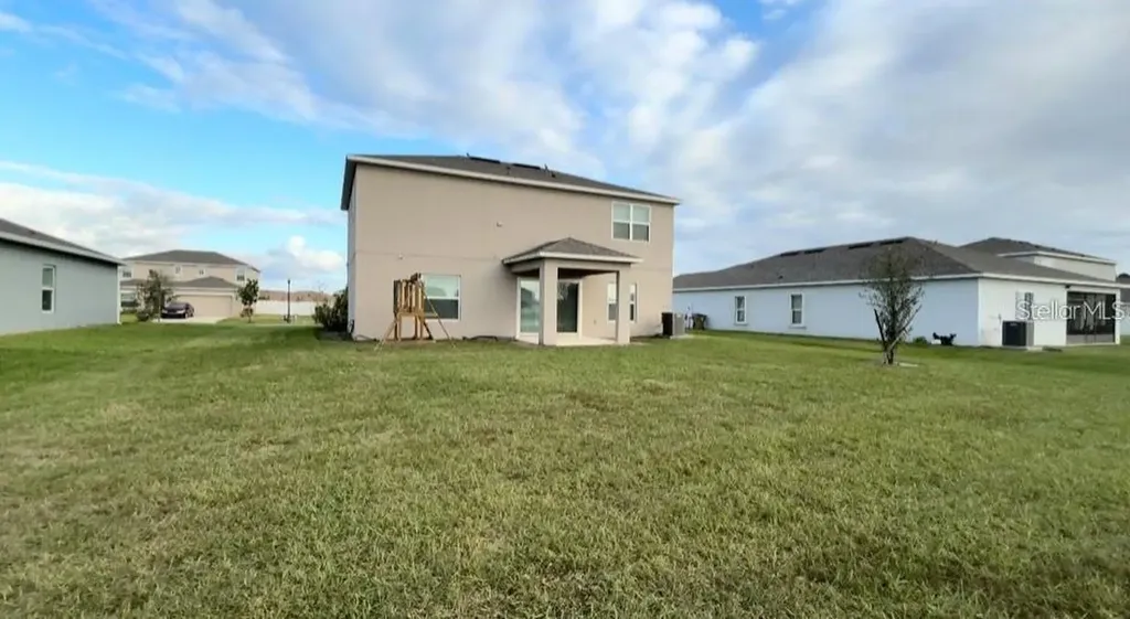 397 Citrine Loop Kissimmee FL 34758