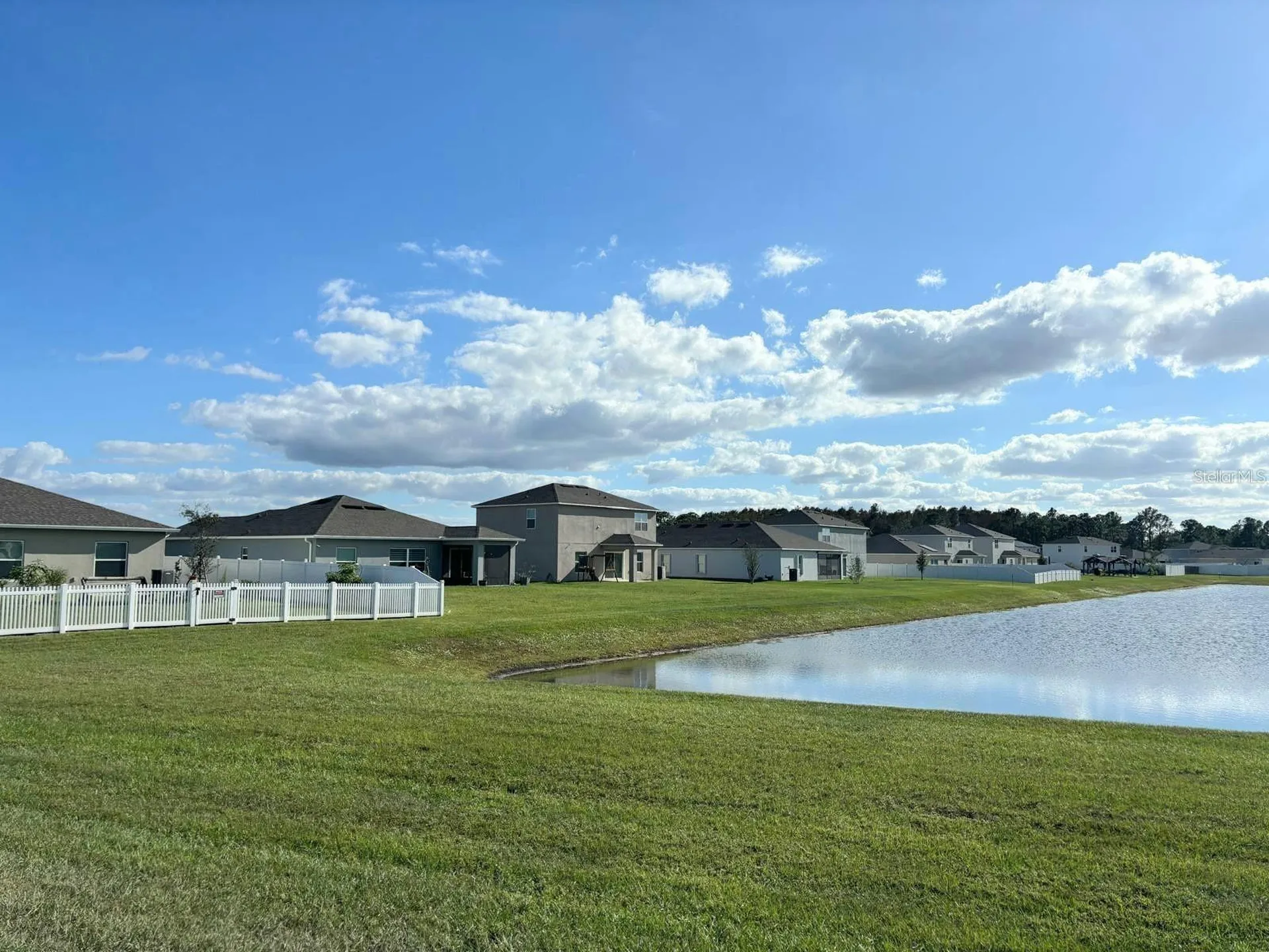 397 Citrine Loop Kissimmee FL 34758