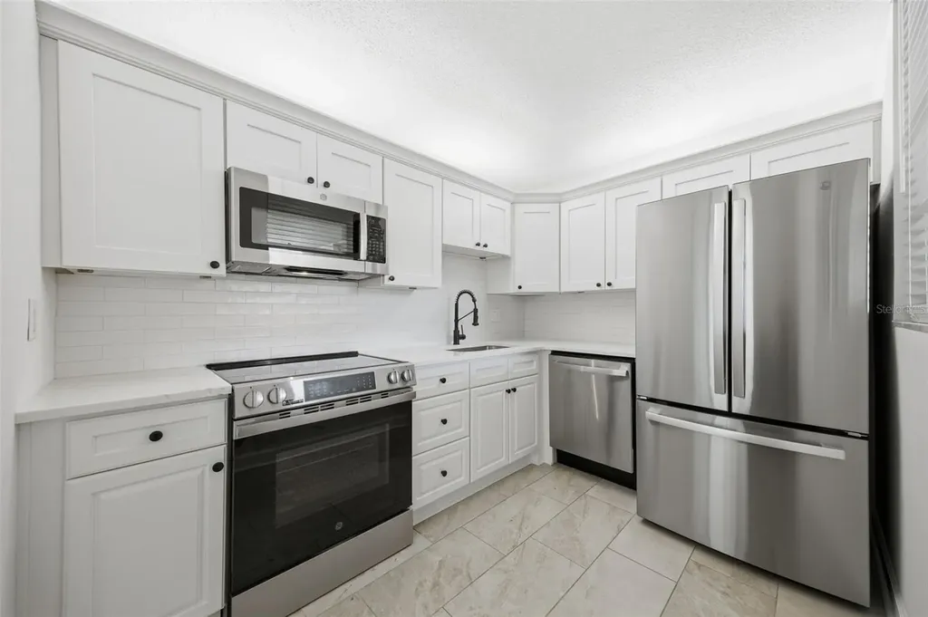 7465 Bay Island Drive S South Pasadena FL 33707