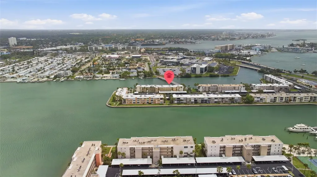 7465 Bay Island Drive S South Pasadena FL 33707