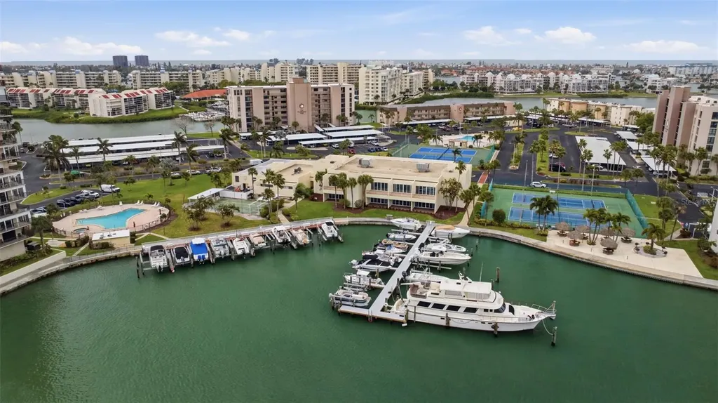 7465 Bay Island Drive S South Pasadena FL 33707