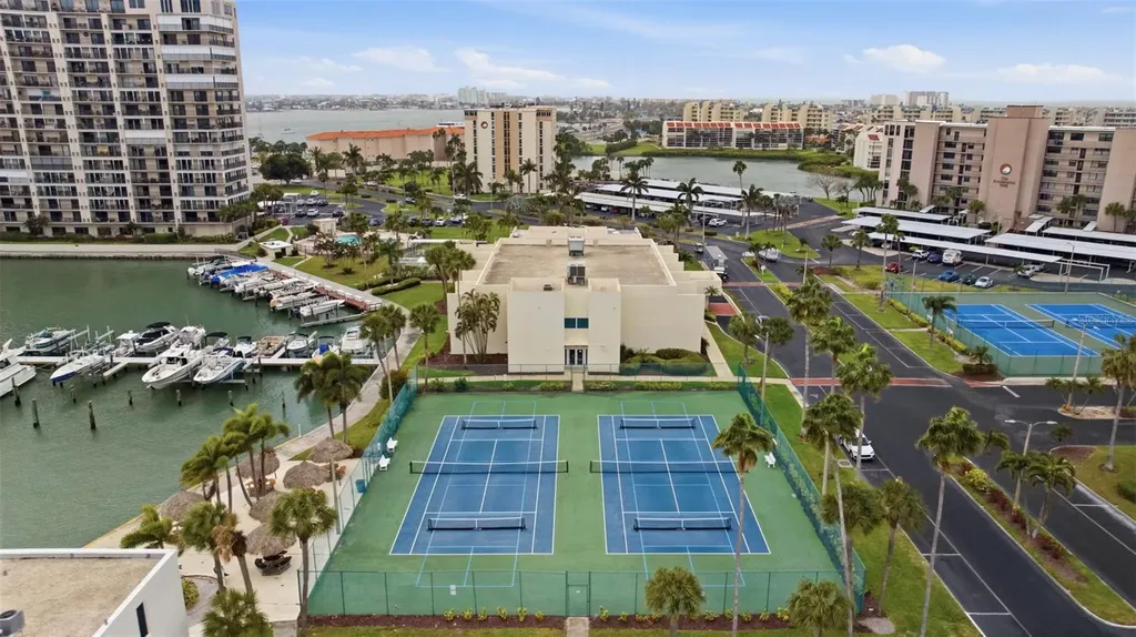 7465 Bay Island Drive S South Pasadena FL 33707