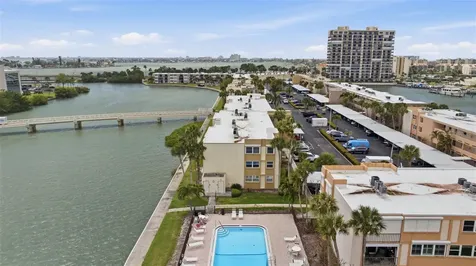 7465 Bay Island Drive S South Pasadena FL 33707