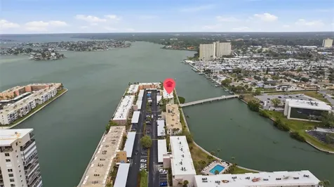7465 Bay Island Drive S South Pasadena FL 33707