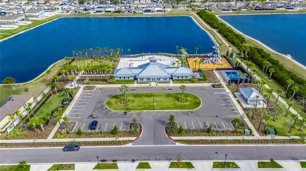 1324 Ocean Spray Drive Ruskin FL 33570