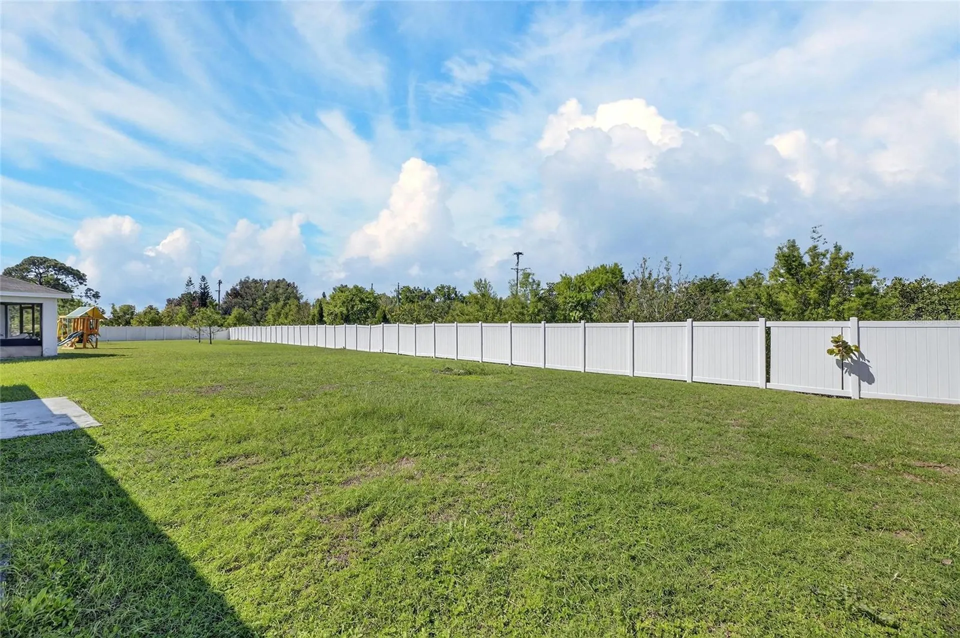 1324 Ocean Spray Drive Ruskin FL 33570