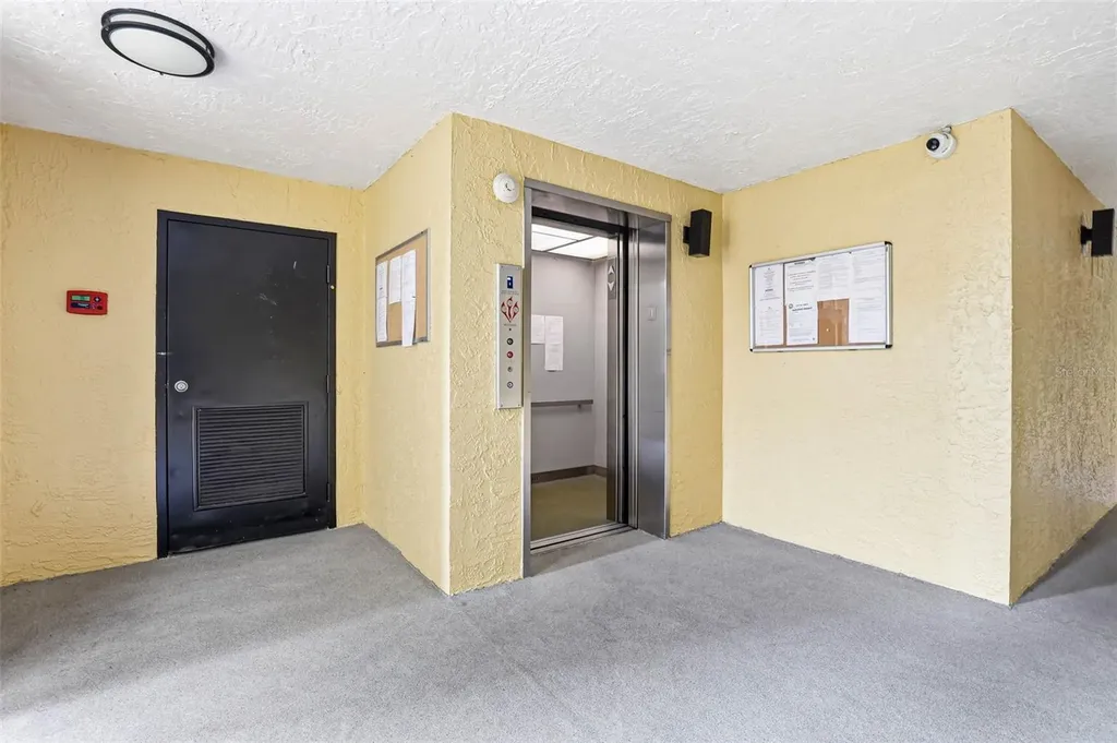 2424 W Tampa Bay Boulevard Tampa FL 33607