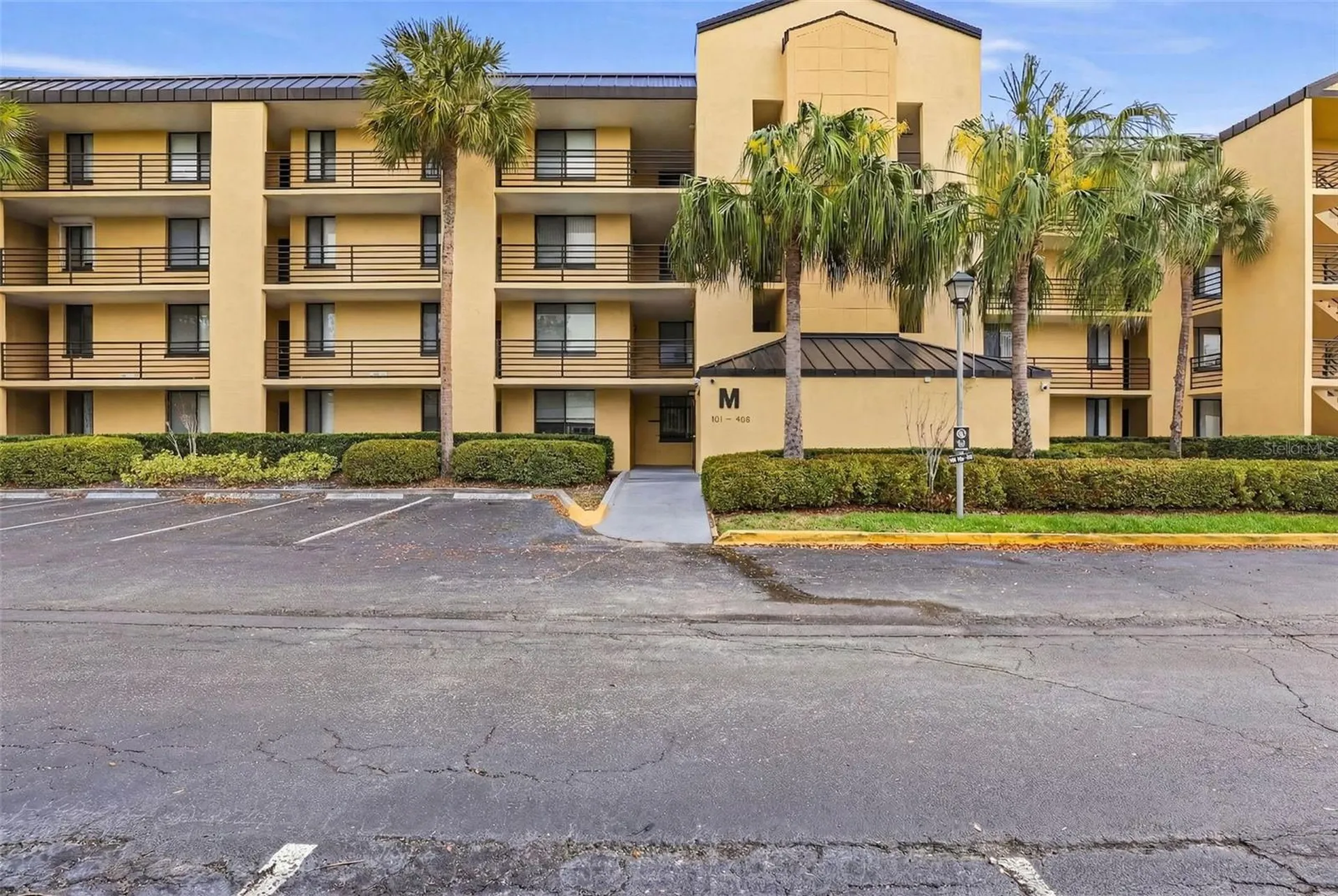 2424 W Tampa Bay Boulevard Tampa FL 33607