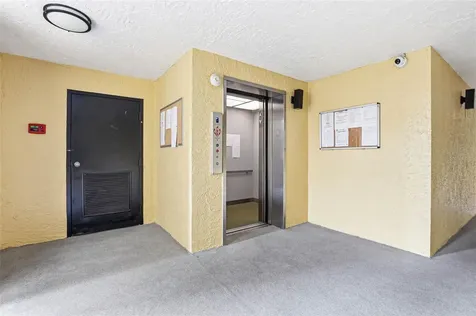 2424 W Tampa Bay Boulevard Tampa FL 33607