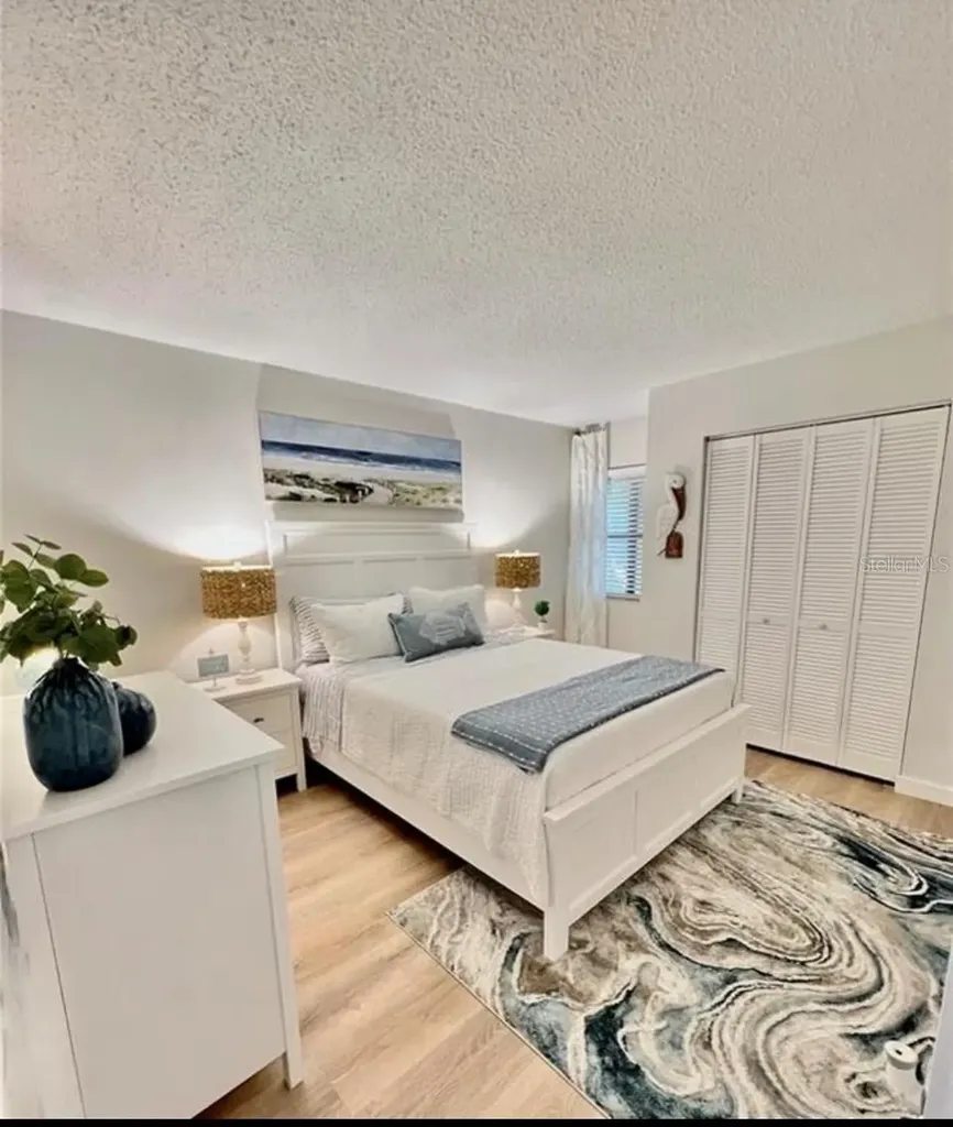7203 Curtiss Avenue Sarasota FL 34231