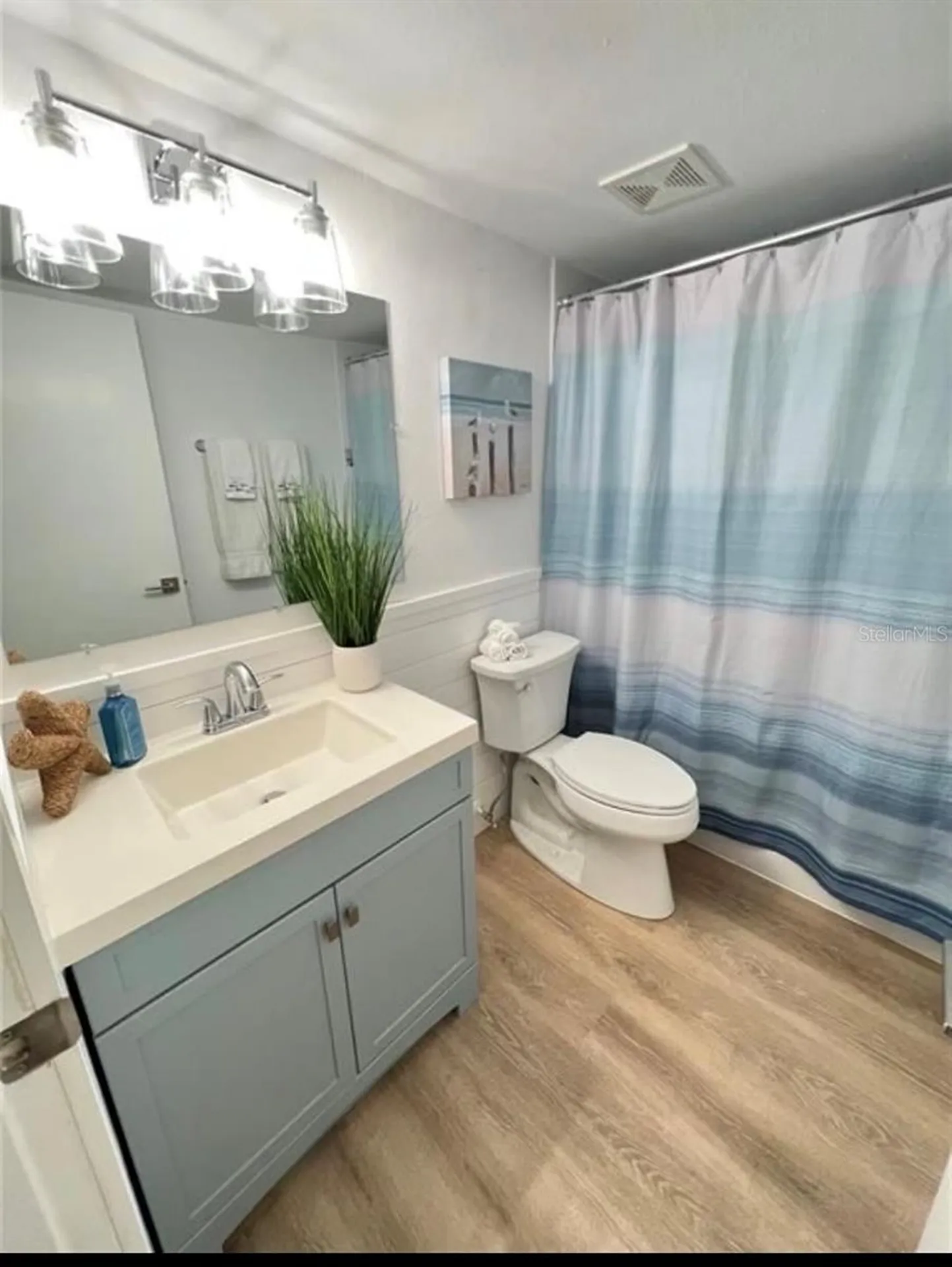 7203 Curtiss Avenue Sarasota FL 34231