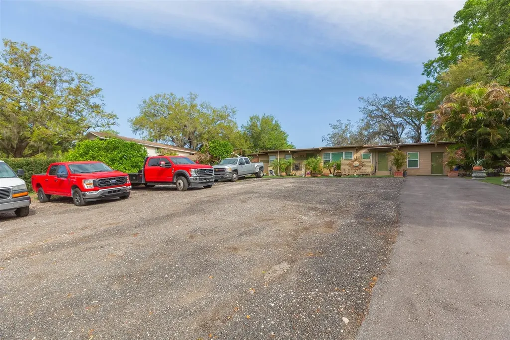 4906 Riverhills Drive Temple Terrace FL 33617