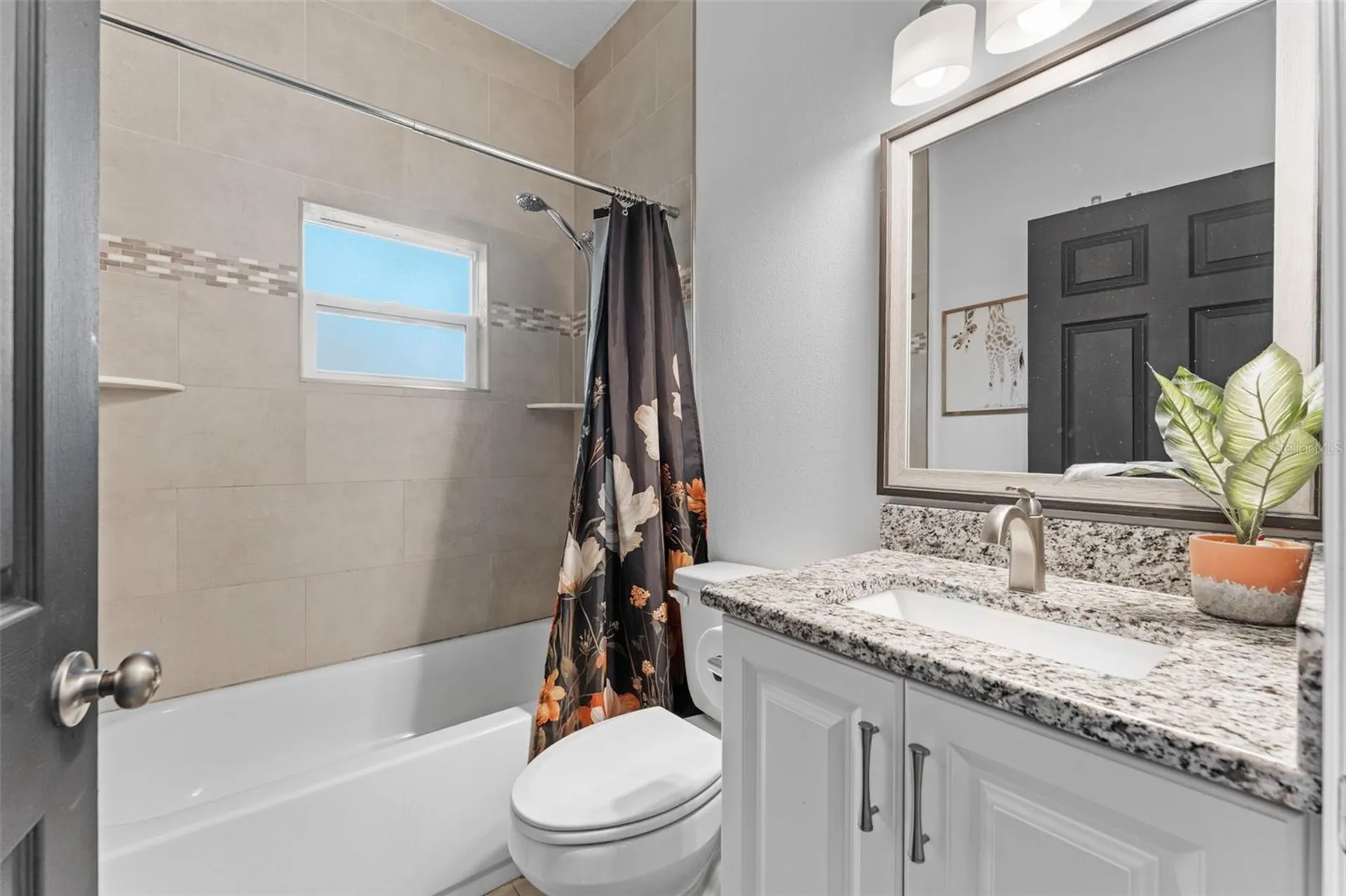 637 Holmes Avenue Daytona Beach FL 32114