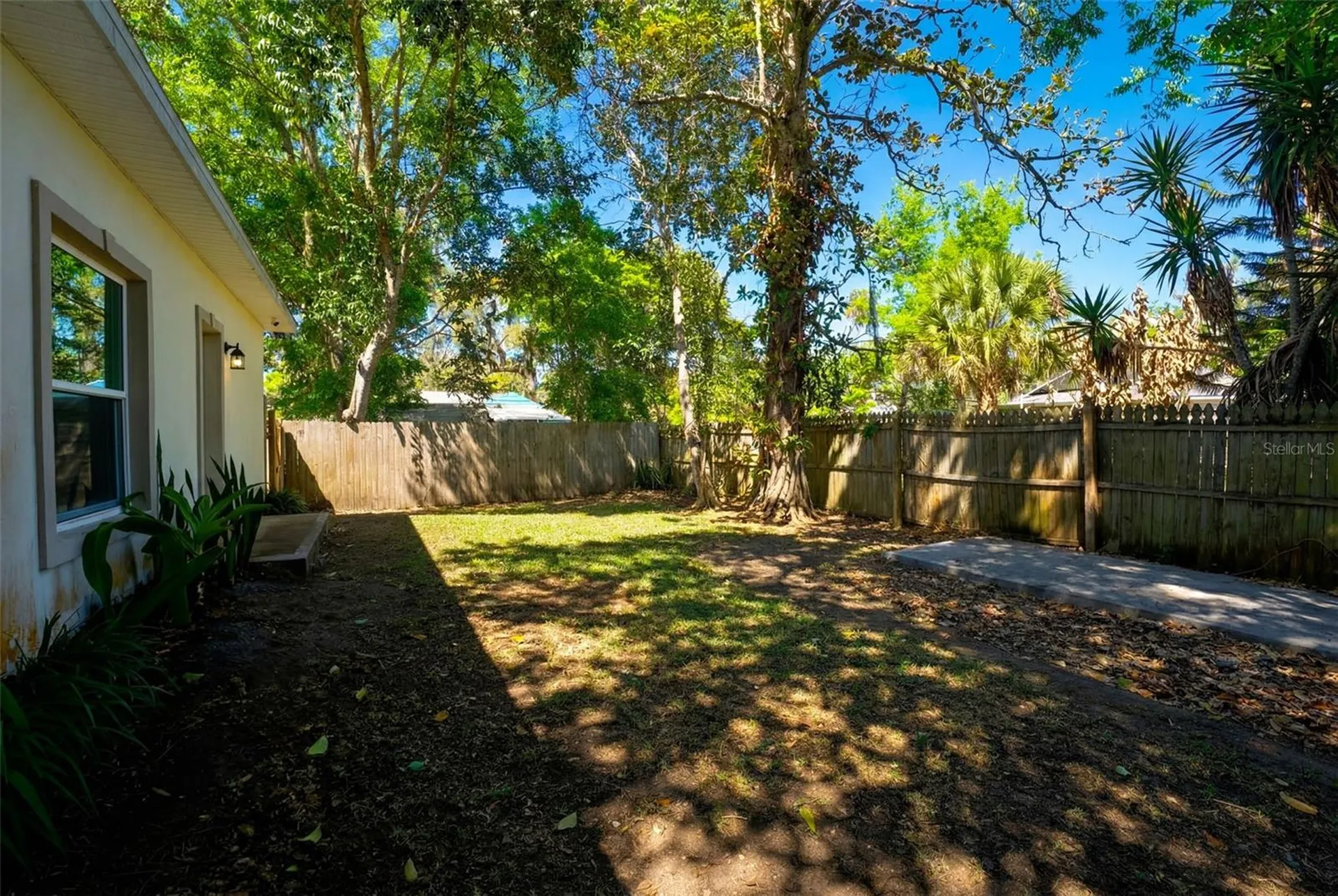 637 Holmes Avenue Daytona Beach FL 32114