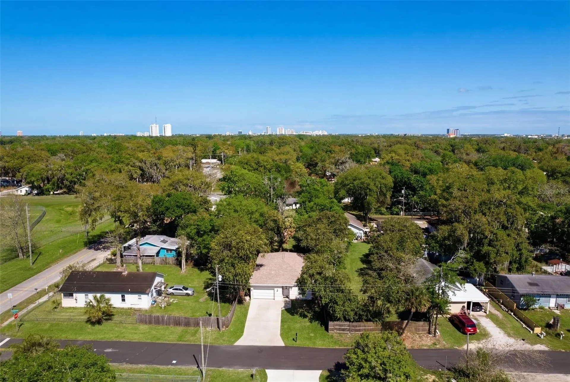 637 Holmes Avenue Daytona Beach FL 32114