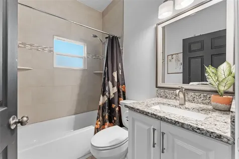 637 Holmes Avenue Daytona Beach FL 32114