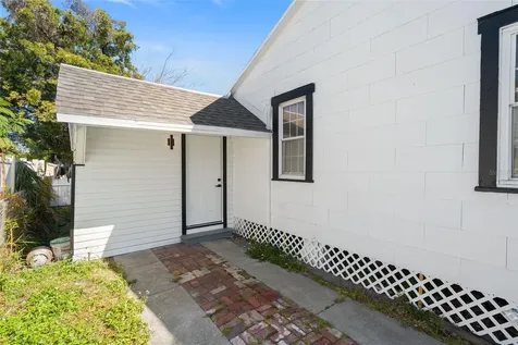 2008 Oakwood Avenue Tampa FL 33605