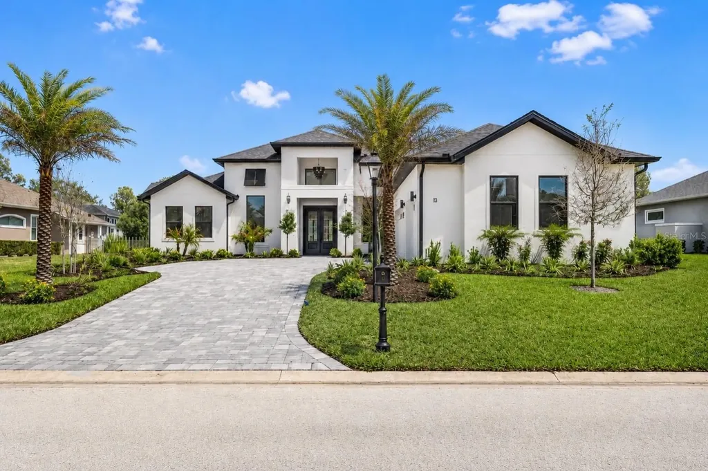 13 Old Oak Drive N Palm Coast FL 32137
