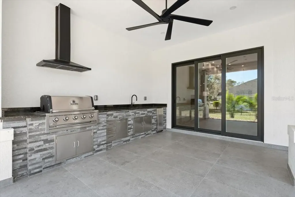13 Old Oak Drive N Palm Coast FL 32137