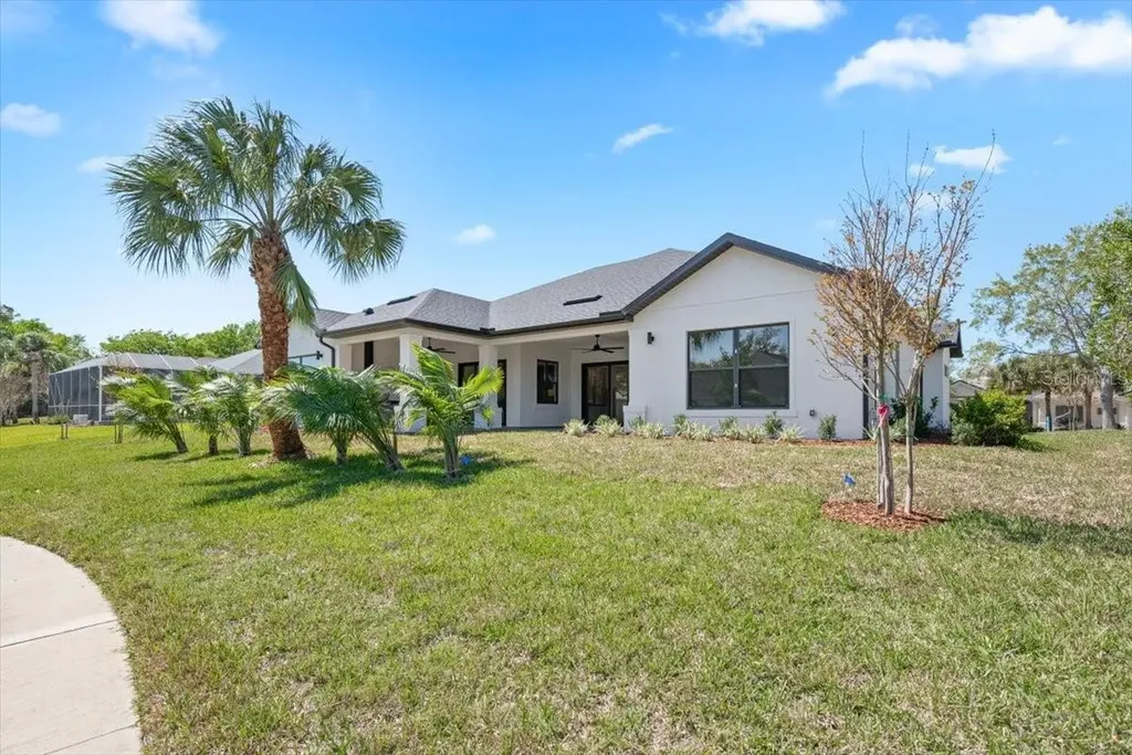 13 Old Oak Drive N Palm Coast FL 32137