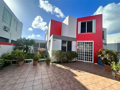 PG-124 Via Arcoiris Trujillo Alto PR 00976
