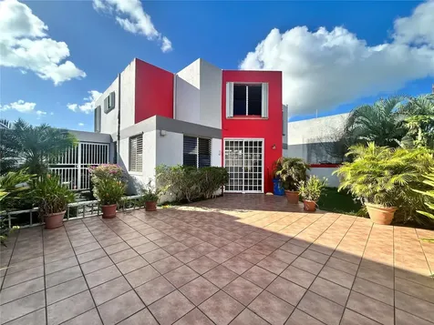 PG-124 Via Arcoiris Trujillo Alto PR 00976