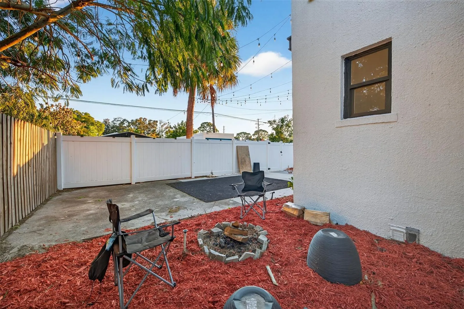 6566 1st Avenue S St Petersburg FL 33707