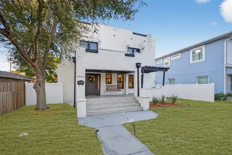 6566 1st Avenue S St Petersburg FL 33707