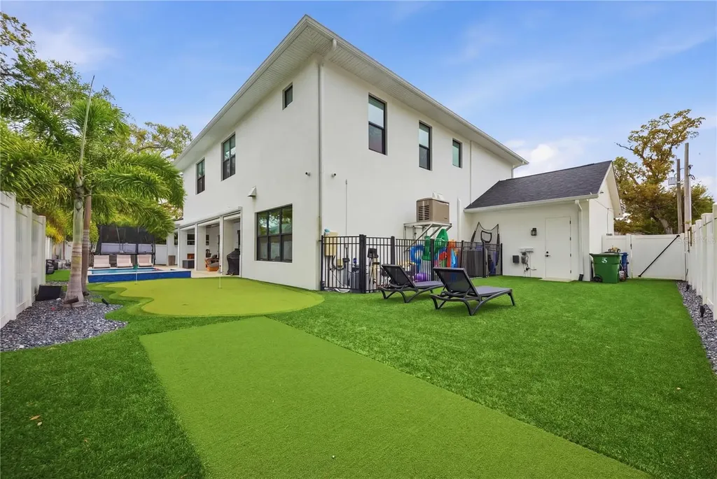 3611 W Barcelona Street Tampa FL 33629