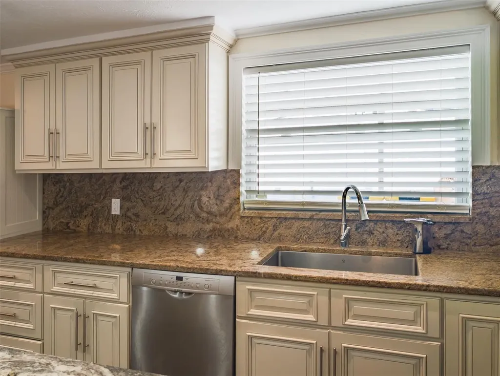 9436 Palm Avenue Port Richey FL 34668