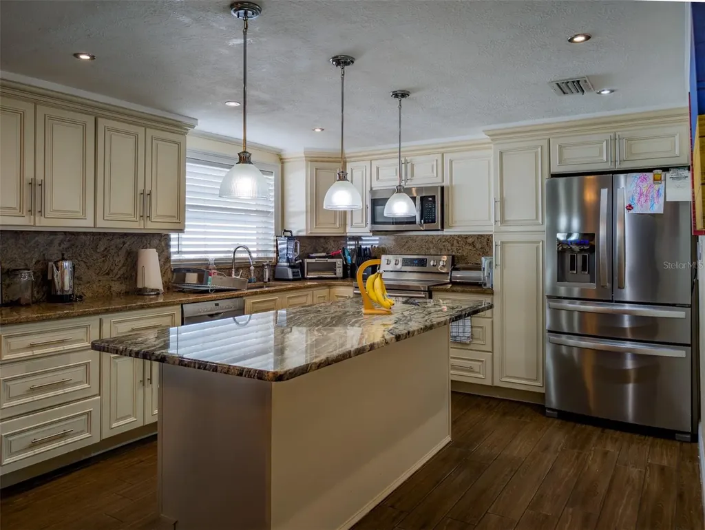9436 Palm Avenue Port Richey FL 34668