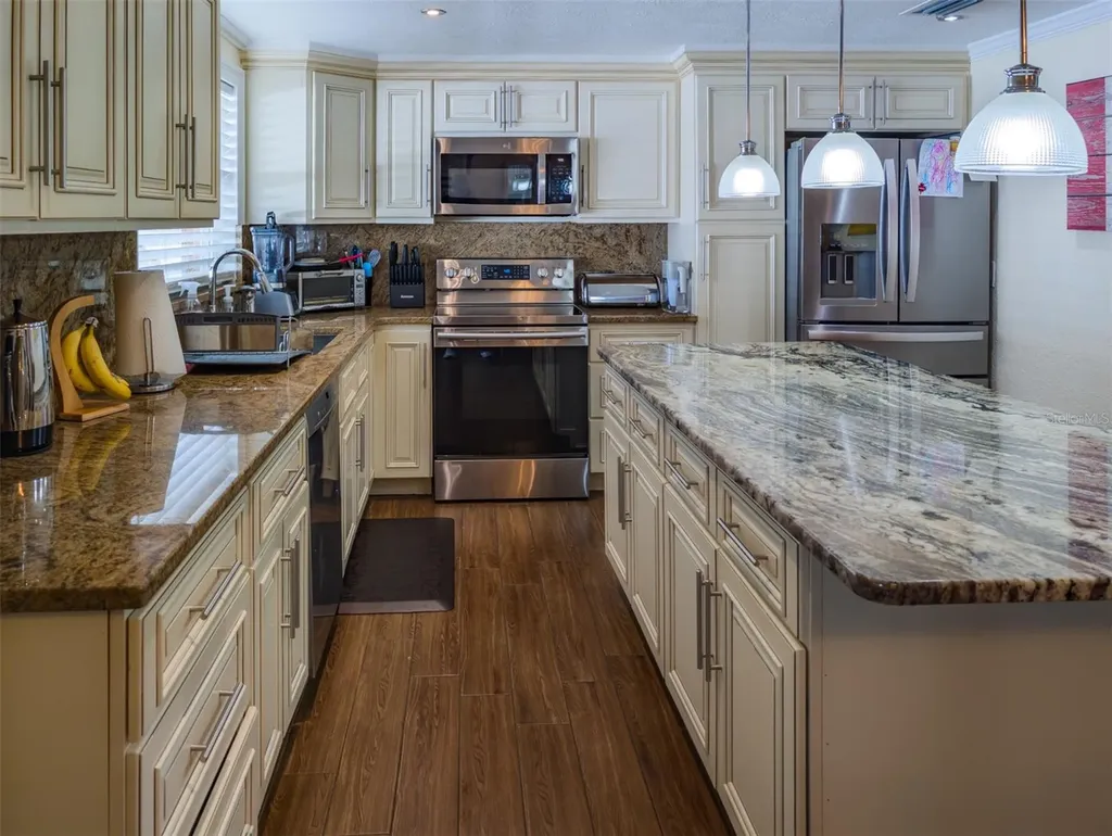 9436 Palm Avenue Port Richey FL 34668