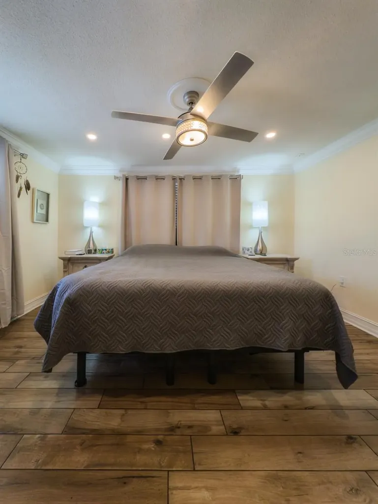 9436 Palm Avenue Port Richey FL 34668