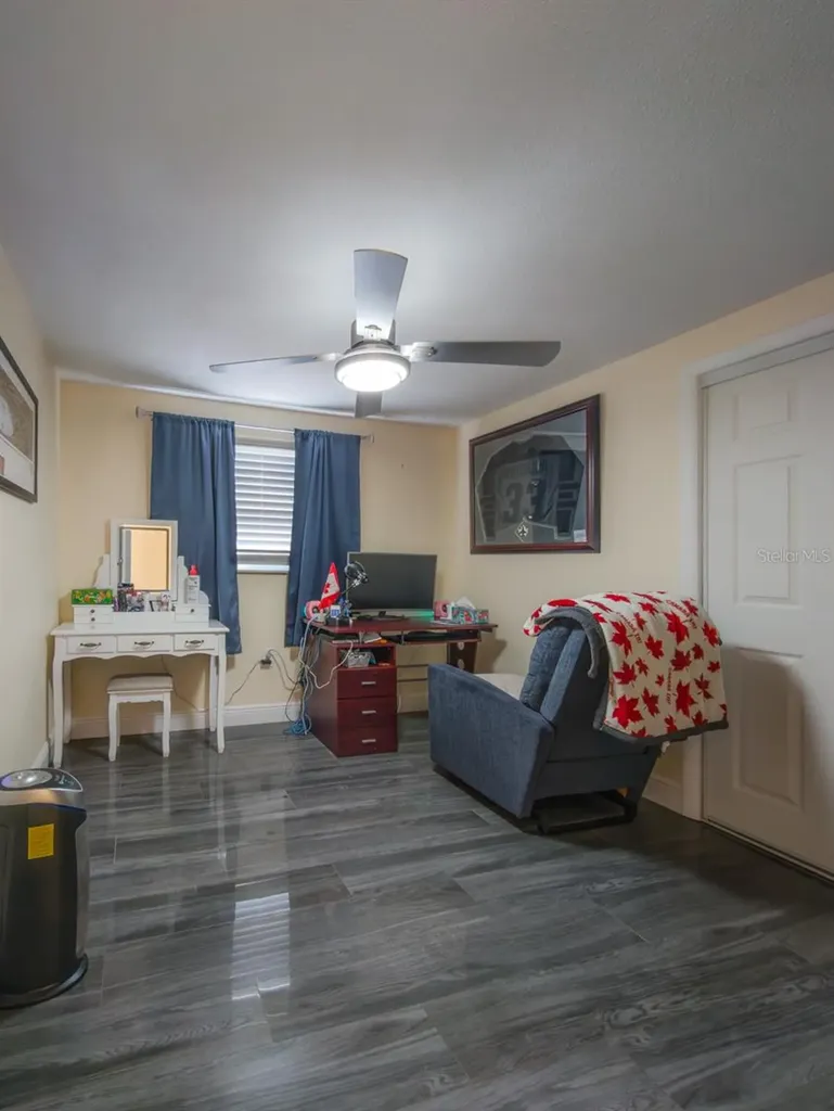 9436 Palm Avenue Port Richey FL 34668