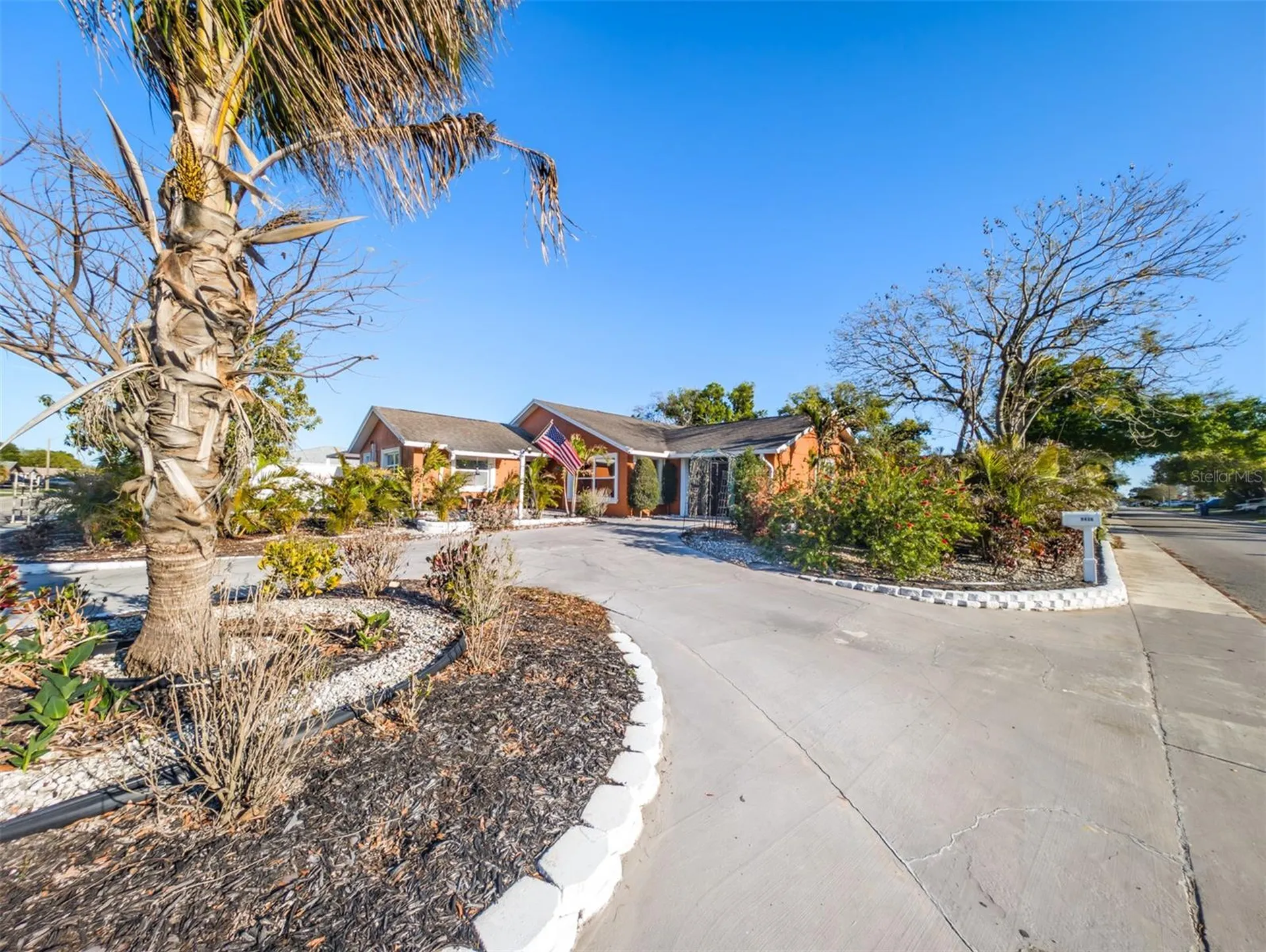 9436 Palm Avenue Port Richey FL 34668