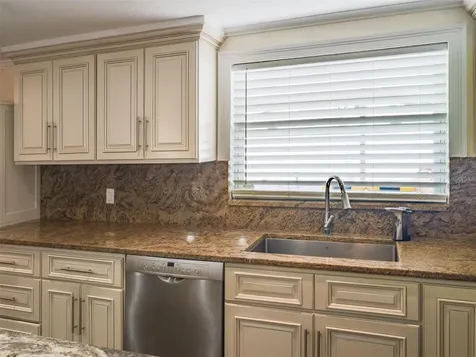 9436 Palm Avenue Port Richey FL 34668