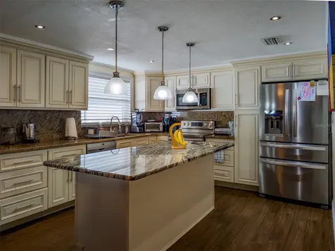 9436 Palm Avenue Port Richey FL 34668