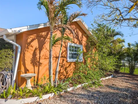 9436 Palm Avenue Port Richey FL 34668