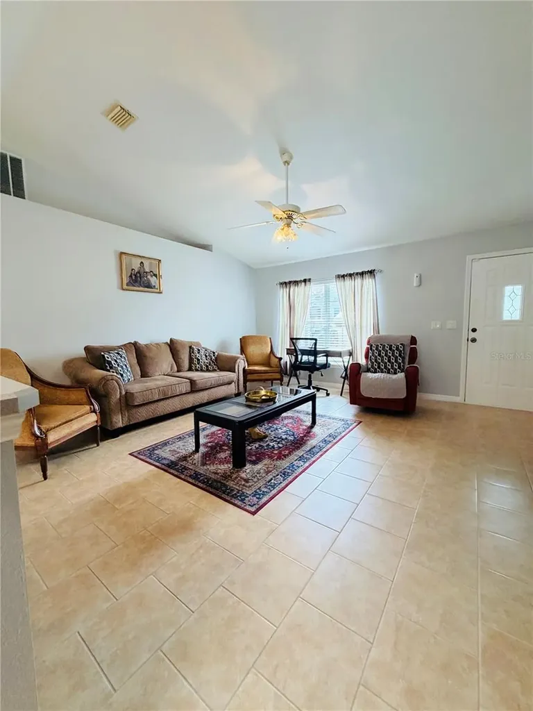 16 Pecan Drive Loop Ocala FL 34472