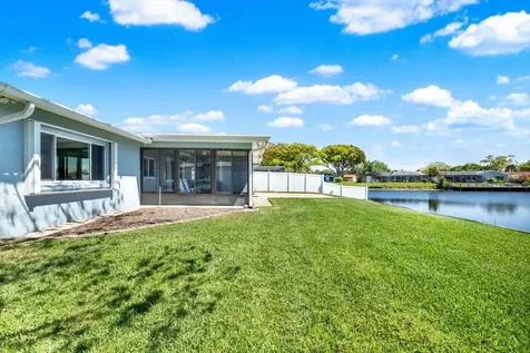 12134 96th Place Seminole FL 33772