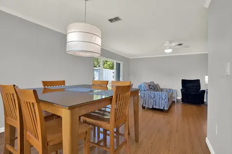 12134 96th Place Seminole FL 33772