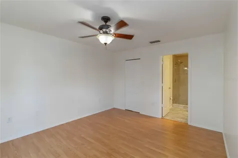 3833 59th Avenue W Bradenton FL 34210