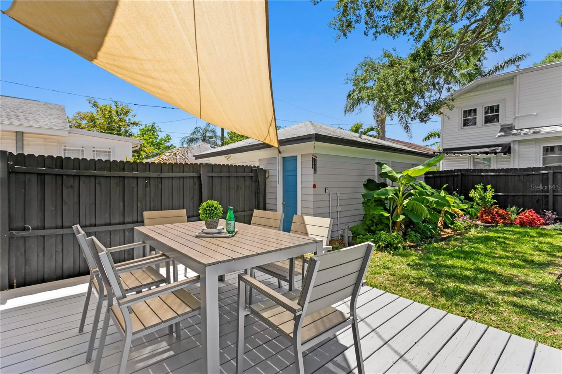 1140 Oak Street NE St Petersburg FL 33701