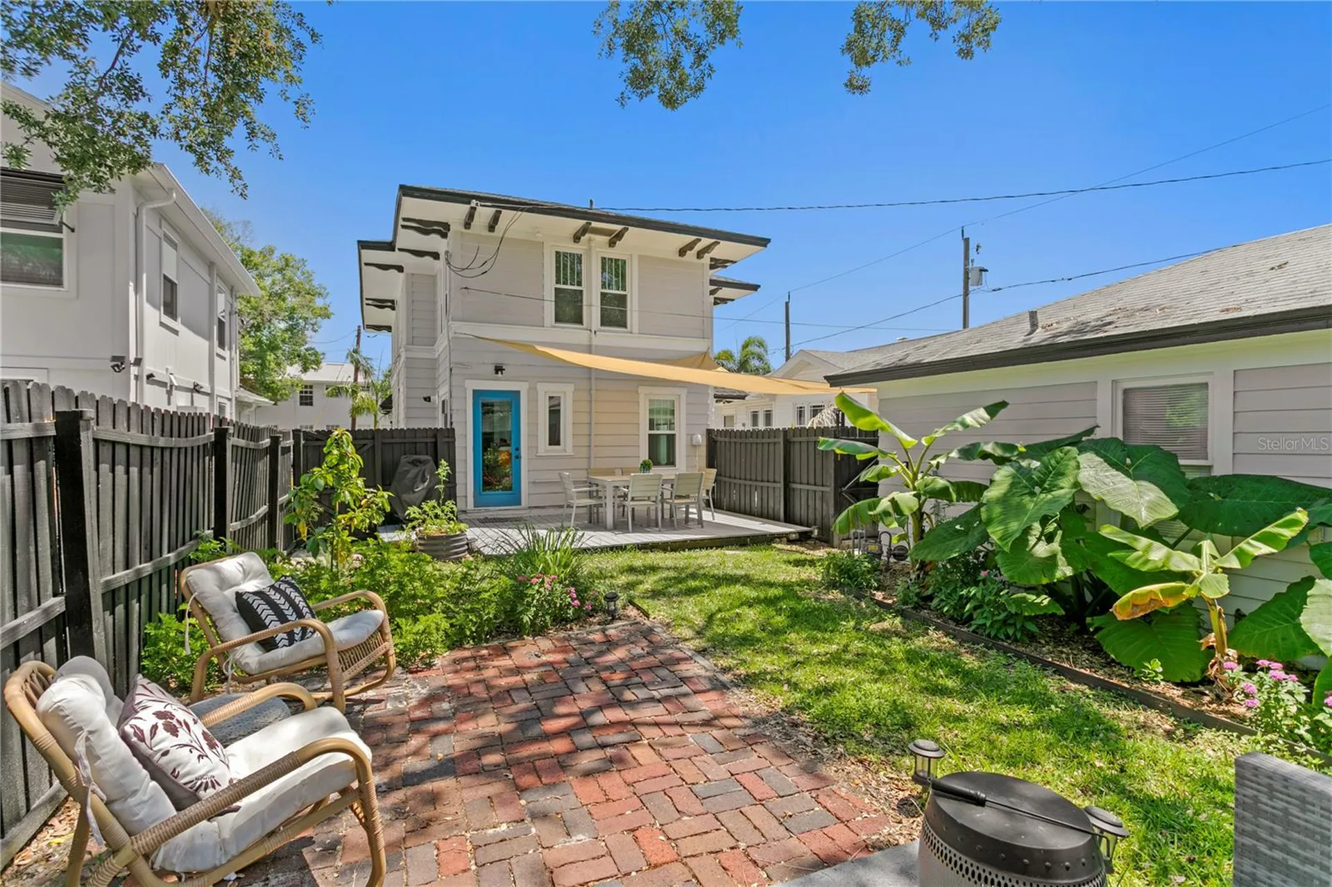 1140 Oak Street NE St Petersburg FL 33701