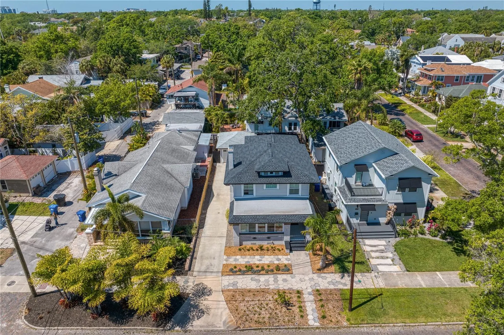 1140 Oak Street NE St Petersburg FL 33701